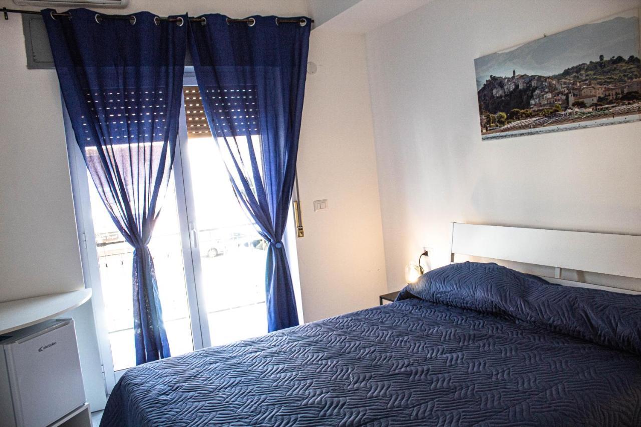 Bed End Breakfast Mediterraneo Scalea Eksteriør bilde