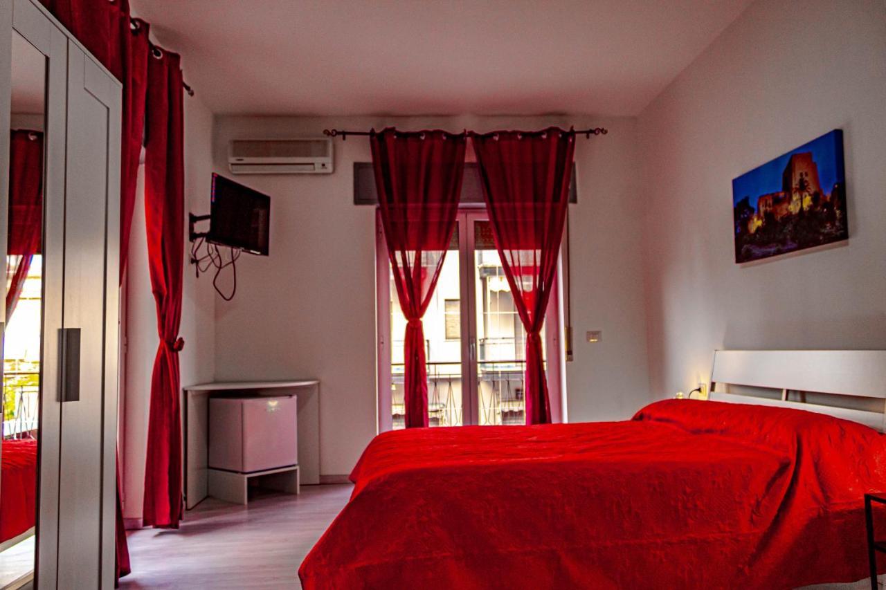 Bed End Breakfast Mediterraneo Scalea Eksteriør bilde